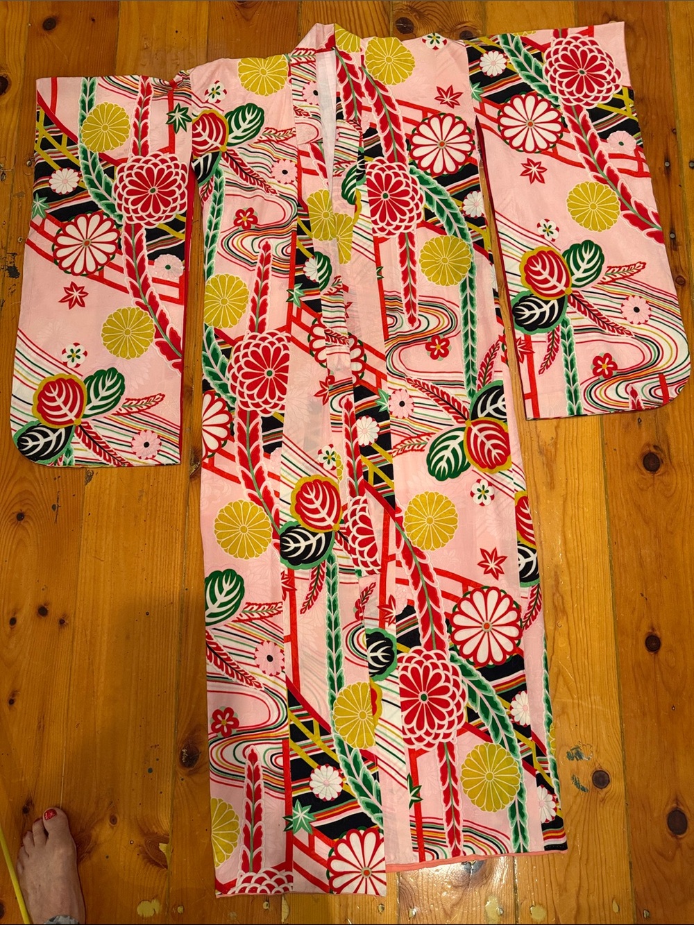 Vintage Japanese Silk Furisode style kimono. Purchased in Japan 1940s or 1950s.